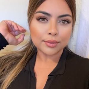 Meet your Posher, Itsbee